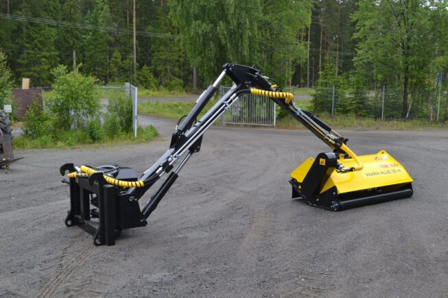 AJO 400 -puomisto vesakon raivaukseen