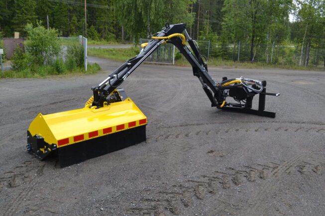 AJO 400 -puomisto vesakon raivaukseen - Image 3