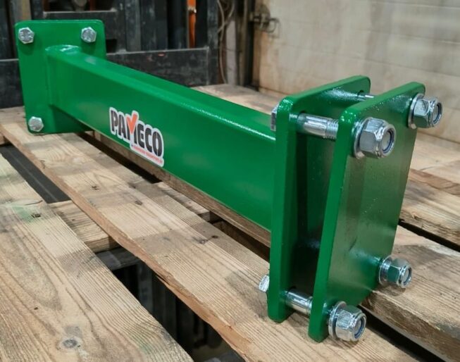 Nostovarsien tuki John Deere R-mallit